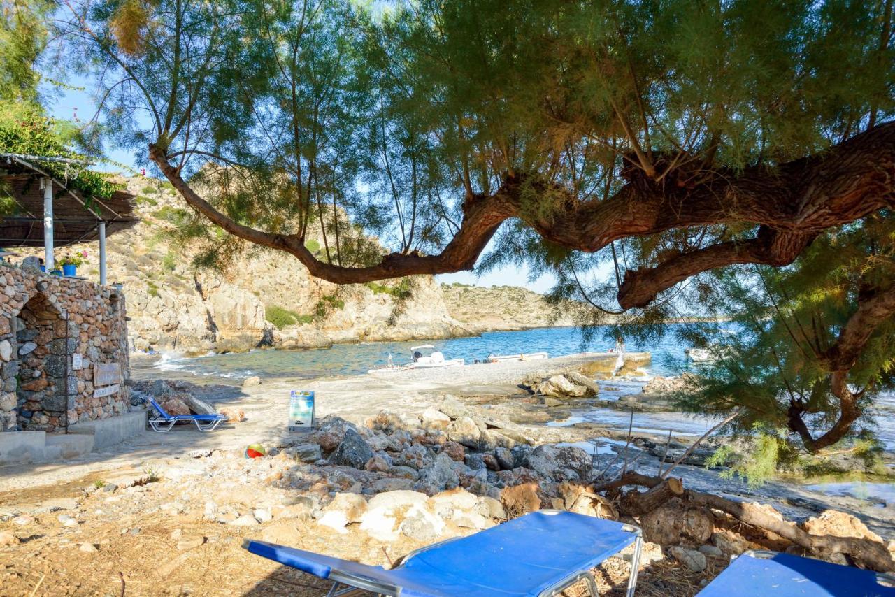 Taverna Akrogiali Loutro Exterior foto
