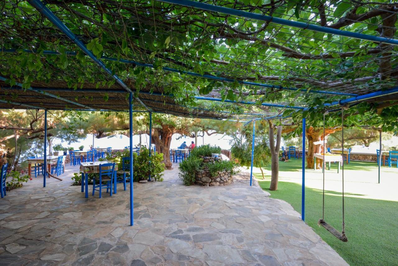 Taverna Akrogiali Loutro Exterior foto
