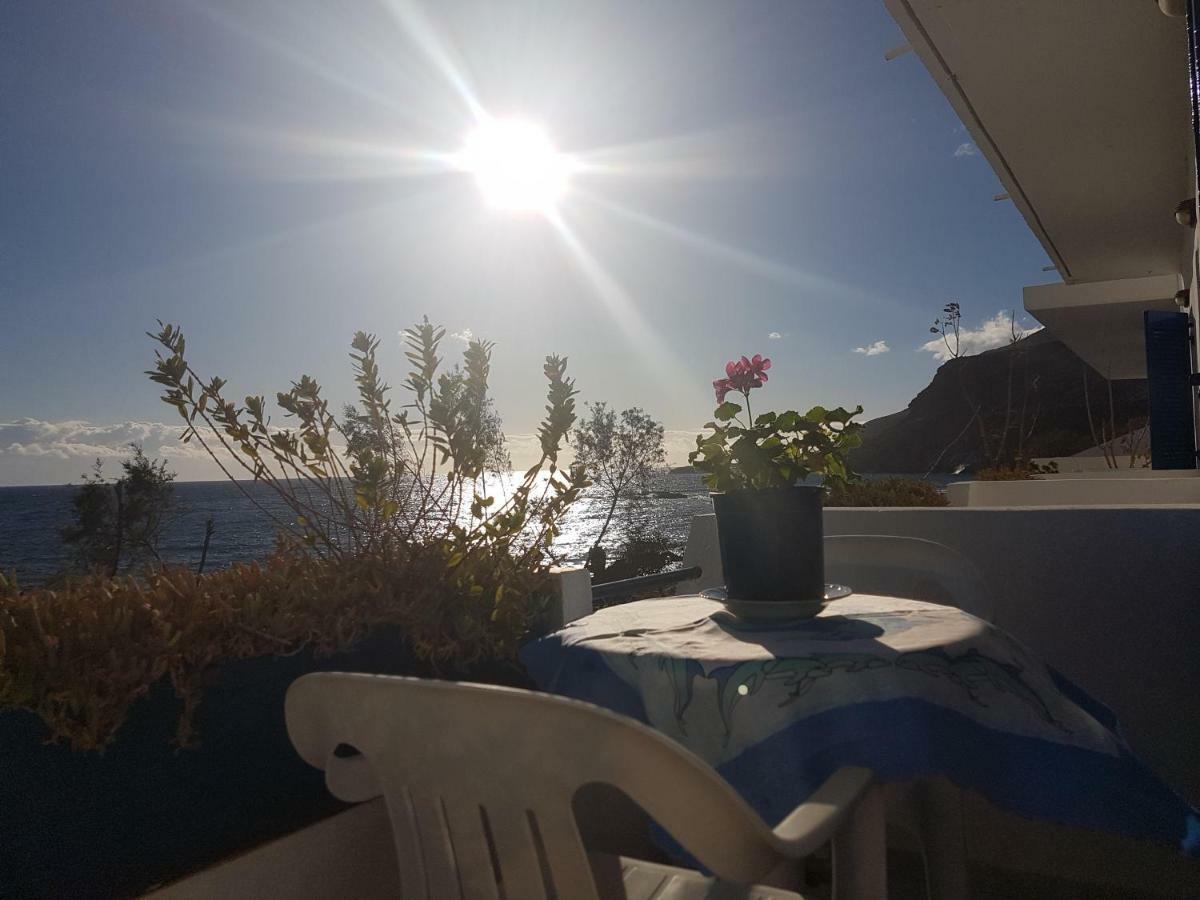 Taverna Akrogiali Loutro Exterior foto